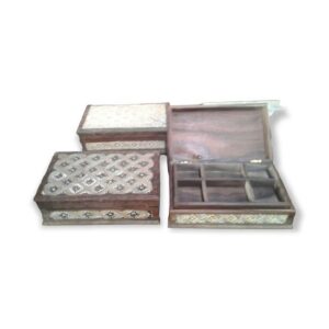 Cajita Con Divisiones Adentro