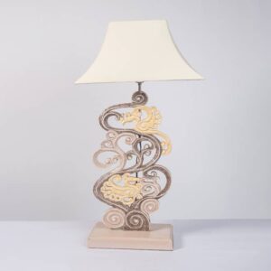 Lámpara Tallada Pita Con Sombra